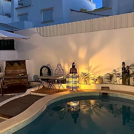 46 Hostel *
